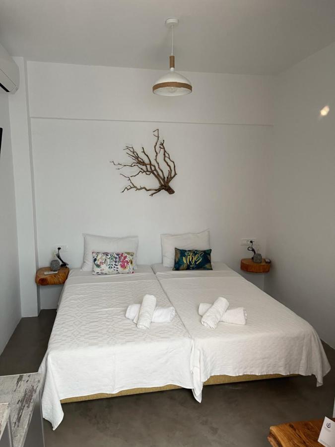 Niriides Hotel Apartments Symi Exterior foto