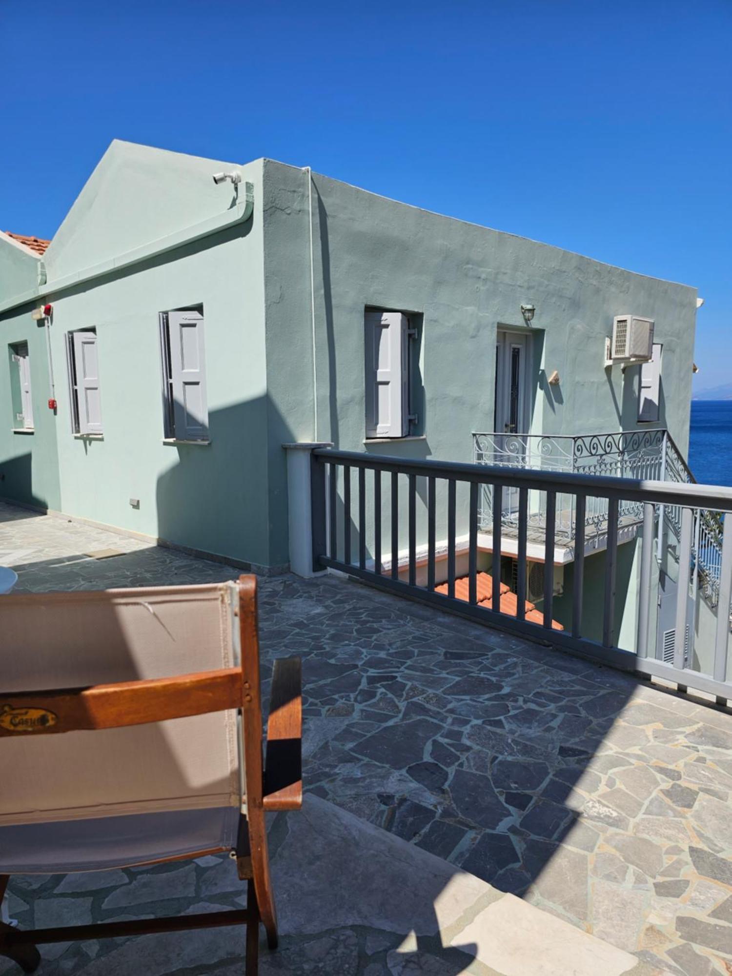 Niriides Hotel Apartments Symi Exterior foto